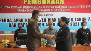 DPRD Biak Gelar Paripurna Raperda APBD 2022 – Non APBD 2021