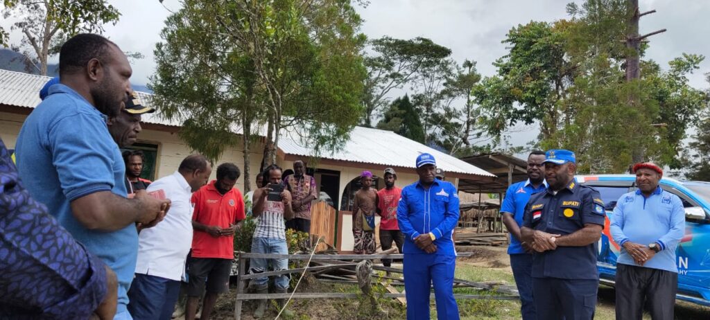DPC Demokrat Mamteng Berbagi Kasih Sukseskan Natal Ikswal