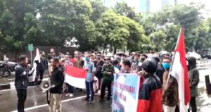 Demo di KPK, Mahasiswa: Para “Pencuri” Uang Rakyat di Papua Segera Ditangkap