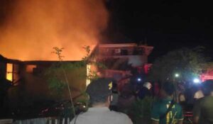 Tim Identifikasi Polresta Olah TKP Dua Rumah Terbakar di Ambon