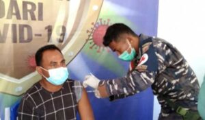 Polres-Pemkab Tanimbar Upayakan Vaksinasi Capai 2.000 dosis per Hari