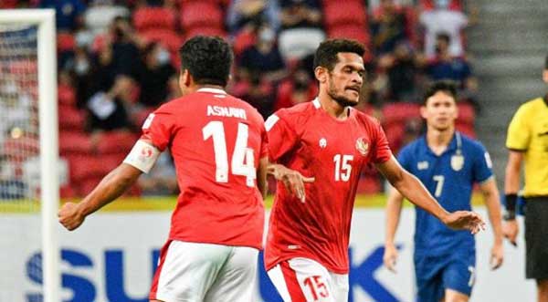 Gelandang serang tim nasional Indonesia Ricky Kambuaya ditahbiskan sebagai pemain terbaik laga leg kedua final Piala AFF 2020 kontra Thailand di Stadion Nasional Singapura, Sabtu (1/1/2022).