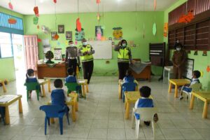 “Police Go To School”, Tanamkan Tertib Berlalu Lintas Sejak Dini