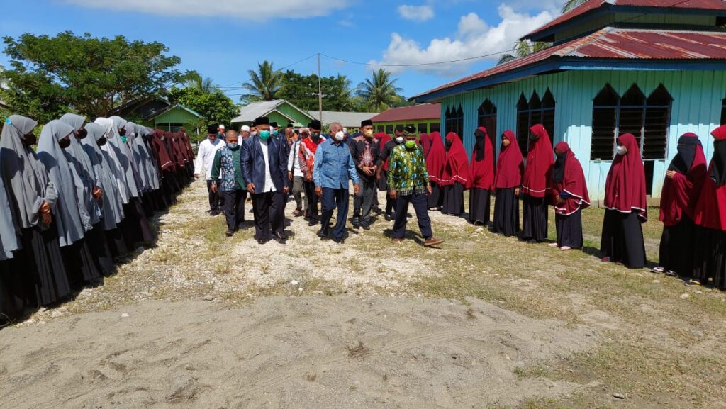 Gubernur Apresiasi, Hidayatullah Konsisten Berkontribusi Untuk Papua Barat