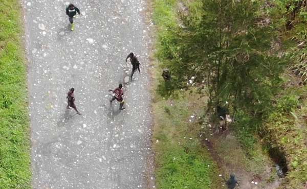 KST Kembali Tebar Teror Hingga Ganggu Ibadah Minggu Umat Tuhan di Puncak 2 KST Teror Ibadah Minggu Puncak2