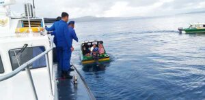 Polairud Polda Maluku Gelar Patroli – Swiping di Perairan Pulau Haruku