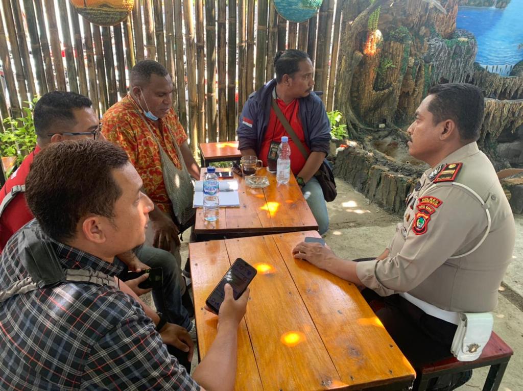 PWI Gandeng Dinkes PB dan Polres Manokwari Gelar Vaksinasi 16 WhatsApp Image 2022 02 02 at 18.46.15