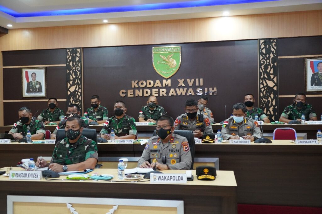 Pangdam XVII/Cenderawasih Ikut Rapat Virtual Bahas Penanganan Covid-19 Bersama Presiden Jokowi