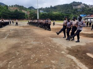 Bintara Remaja Polresta Jayapura Kota Latihan Pengendalian Massa