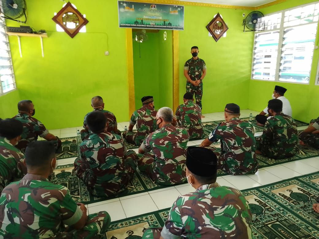 Kodim 1708/BN Gelar Peringatan Isra M’raj 1443 H 19 WhatsApp Image 2022 02 28 at 16.10.21