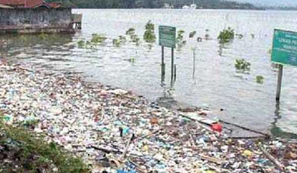 sampah plastik