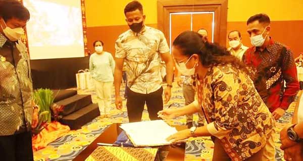 Unpatti – Ditjen Perkebunan Kementan RI Teken Kerjasama 18 Unpatti Ambon Teken Kerj sm Dirjen Perkebunan RI