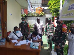 Babinsa Koramil Japut Bantu Sukseskan Program Pemerintah