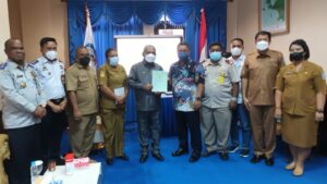ATR/BPN Serahkan Sertifikat Tanah Pelabuhan Depapre Seluas 14,9 Hektar