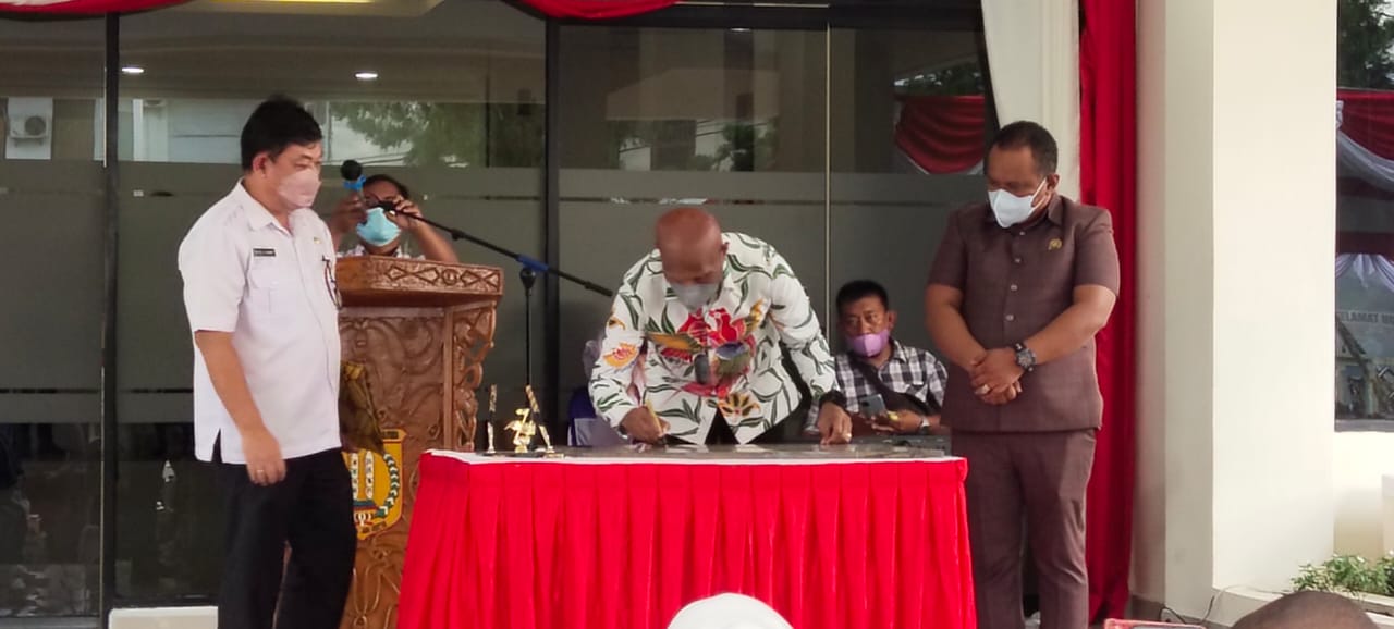 Resmikan Gedung Baru DPRD Kota Jayapura, BTM: Biarlah Kinerja Dewan Semakin Mantap 1 WhatsApp Image 2022 03 03 at 06.14.42