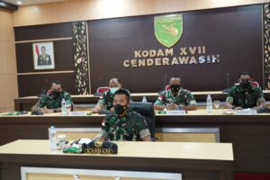 Kasdam Cenderawasih Vicon Bersama Kasad Bahas Program Pencanangan TNI-AD Manunggal Air