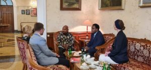 Gubernur Lukas Enembe Bertemu Dubes Rusia Bahas Kerjasama Pendidikan dan Beasiswa