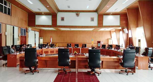 DPRD Biak Gelar Rapat Internal Bahas Rolling AKD 14 DPRD Biak Rapat Internal Rolling AKD