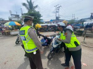 Polantas Ingatkan Pejasa Ojek Soal Penggunaan Helm