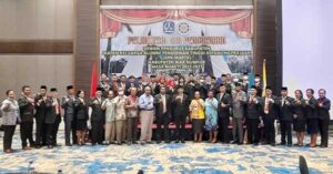 Waket DPRD Hadiri Pelantikan – Pengukuhan Pengurus IKA PTK Biak Numfor