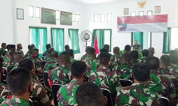 Di Sula, Pangdam Pattimura Minta Prajurit Harus Inovatif Meski Sarana Terbatas 17 Pangdam 16 PTM Kodim Sula