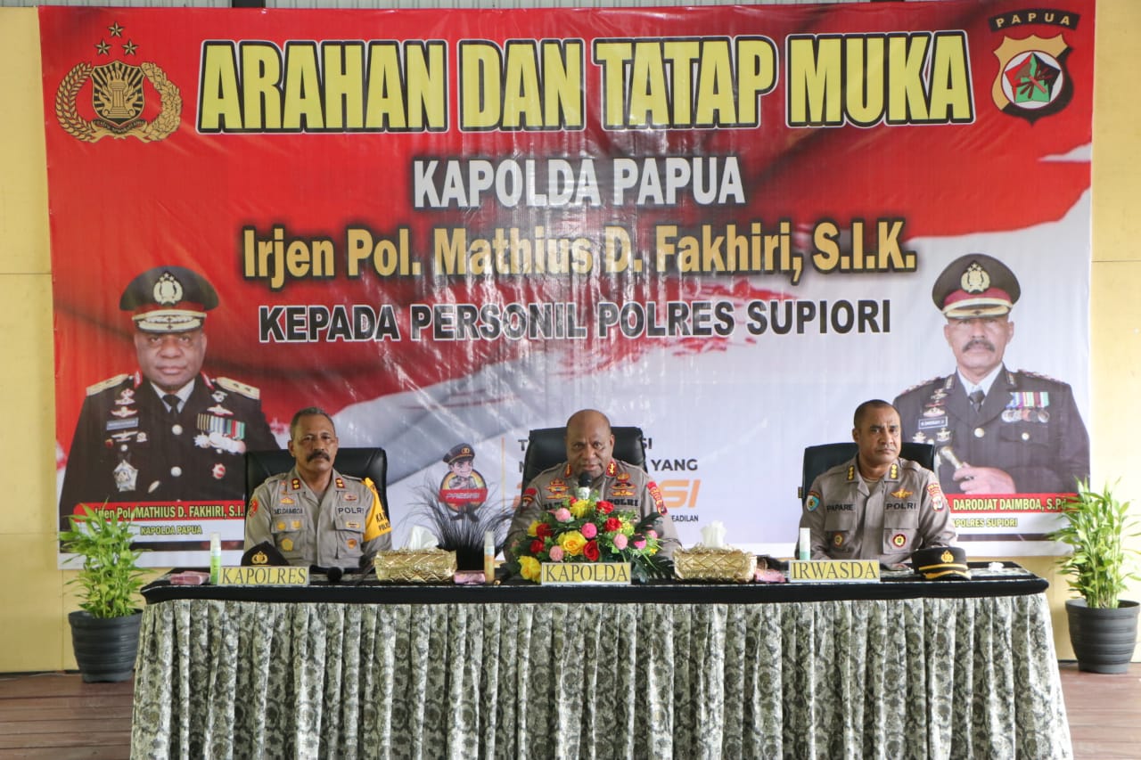 Kapolda Papua Tatap Muka bersama Personel Polres Supiori, Titip 34 Bintara Remaja 1 WhatsApp Image 2022 04 21 at 23.25.08