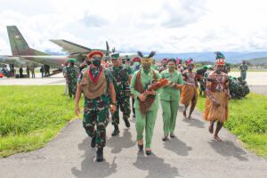Danrem 172/PWY Dampingi Pangdam Cenderawasih Kunker ke Wamena