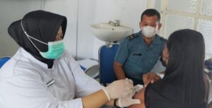 Lantamal IX Ambon Lanjut Gelar Vaksinasi Pasca Idul Fitri 1443 H