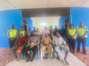 Sosialisasi Tertib Lalin, Satlantas Manokwari Sasar Masyarakat Kampung Katebu