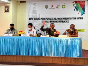 Teluk Bintuni Daerah Penghasil Migas Tapi Miskin, Kenapa?