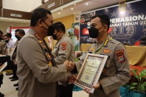 Capaian IKPA 100 Meningkat, 11 Satker Polda PB Terima Penghargaan