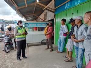 Temui Supir Angkutan Antar Kabupaten, Satlantas Manokwari Sosialisasi Tertib ODOL