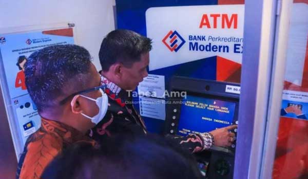 BPR Modern Express Ambon Luncurkan Layanan ATM 1 BPR modern