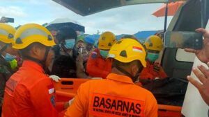 Balita Terlempar dari Heli di Pedalaman Mimika Ditemukan, Begini Kondisinya