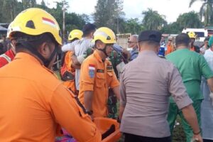 Balita Terlempar dari Heli di Pedalaman Timika Dalam Pencarian
