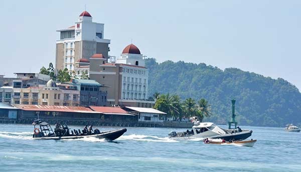 Tim TFQR Lantamal X Gagalkan Aksi Penyelundupan 2 Senpi dan Ganja 11 IMG 20220609 WA0036