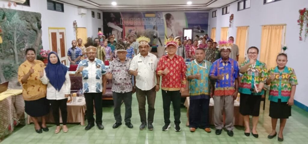 Dispar Biak Gelar Pelatihan Pengelolaan Toilet di Destinasi Wisata