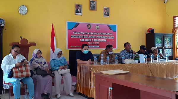 Komisi IV DPRD Maluku Tekankan Soal Tranparansi Pengelolaan Dana BOS 14 Komisi IV DPRD Mal Pengawasan ke Bursel