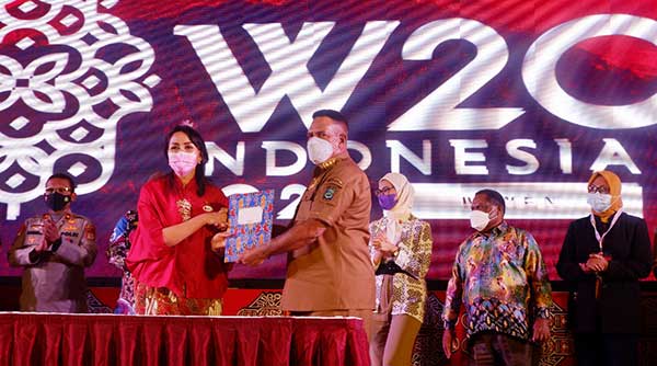 PJ PB dan Kowani Pusat Pesan Moral