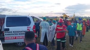 Helikopter Puskesmas Keliling Mendarat Darurat di Timika, 1 Balita Hilang Belum Ditemukan