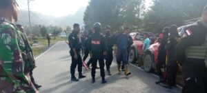 Aparat Gabungan Tangkap 2 Terduga Pelaku Pembakaran Kantor Distrik Abenaho Yalimo