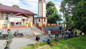 Ciptakan Kenyamanan, Prajurit Zidam XVI/Pattimura Bersih-bersih Rumah Ibadah