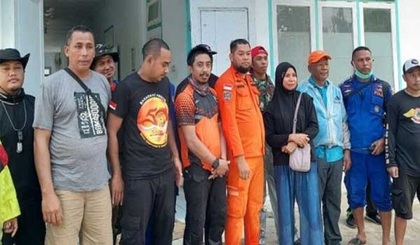 Korban Terseret Arus Sungai Waetina Dievakuasi TIm SAR 2 sar ambon