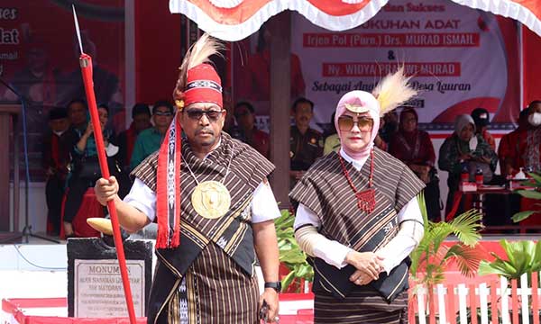 Gubmal MI Widya Jadi Anak Adat Lauran