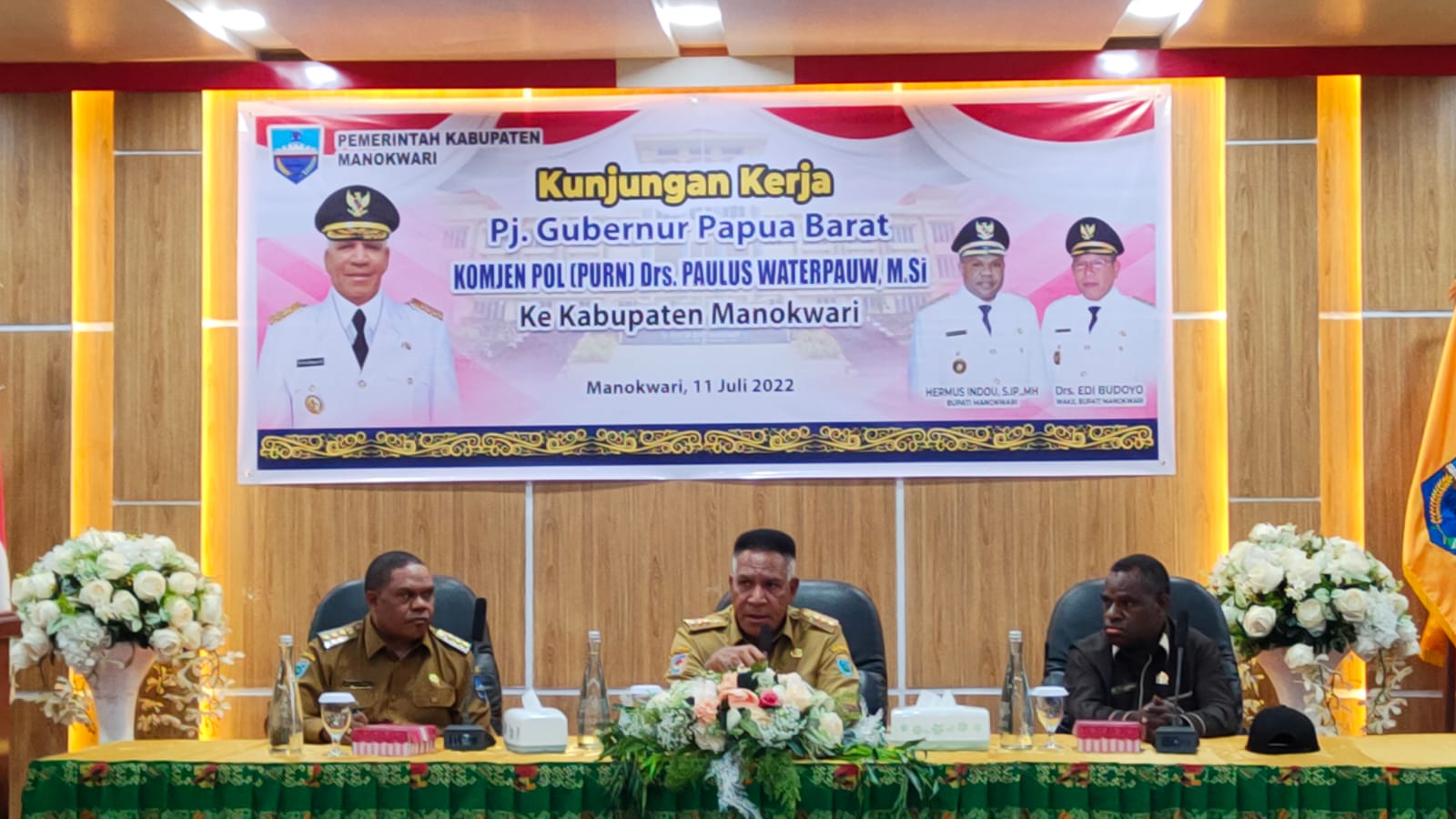 Pj Gubernur PB Seriusi Percepatan Pembangunan di Kabupaten Manokwari 1 IMG 20220711 WA0002