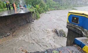 Legislator Maluku : Penanganan Darurat Jembatan Kali Mala Terkendala Hujan Lebat