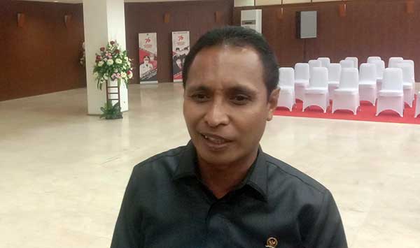 AKD DPRD Maluku Resmi Usung Komposisi Baru, Ini Daftar Lengkapnya 13 Melkianus Sairdekut AKD DPRD Maluku