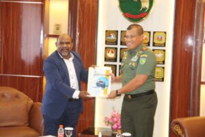 Pangdam XVII/Cenderawasih Terima Kunjungan Ketua MRP