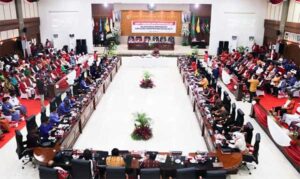 Gubernur MI Beberkan Capaian Kinerja di Momen Paripurna HUT Promal ke 77