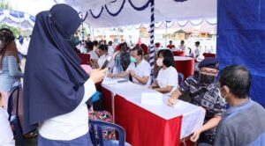 Lantamal IX Ambon Terjunkan Tim Dokter dalam Baksos HUT ke 77 Provinsi Maluku